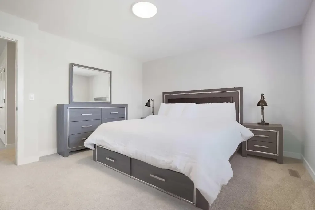30 Palmer Circle Blackfalds AB T4M 0N7