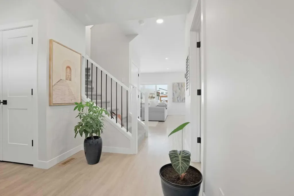 30 Palmer Circle Blackfalds AB T4M 0N7