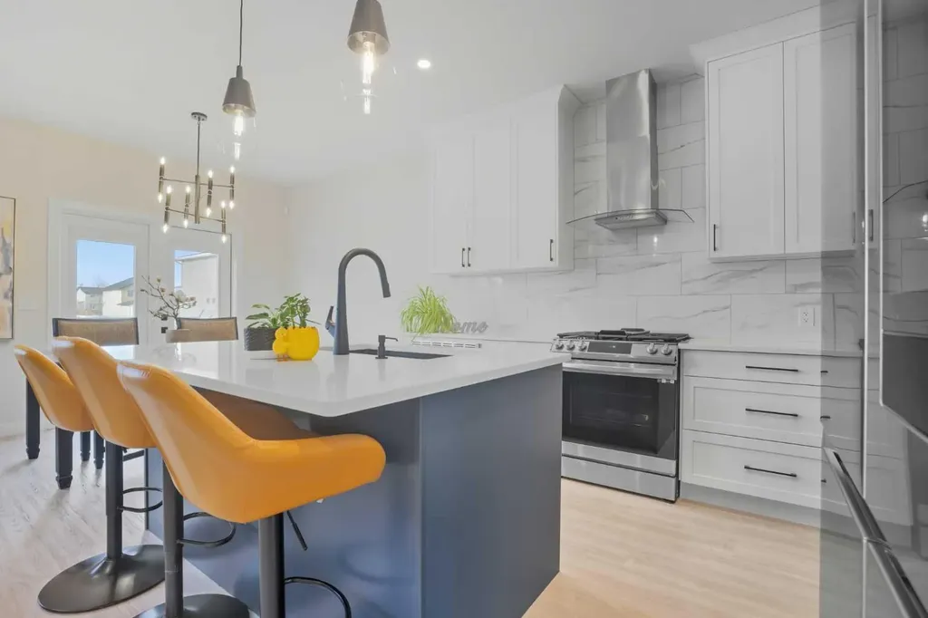 30 Palmer Circle Blackfalds AB T4M 0N7