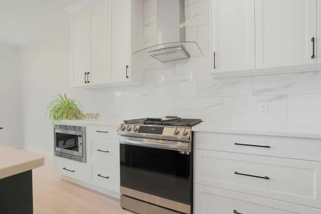 30 Palmer Circle Blackfalds AB T4M 0N7