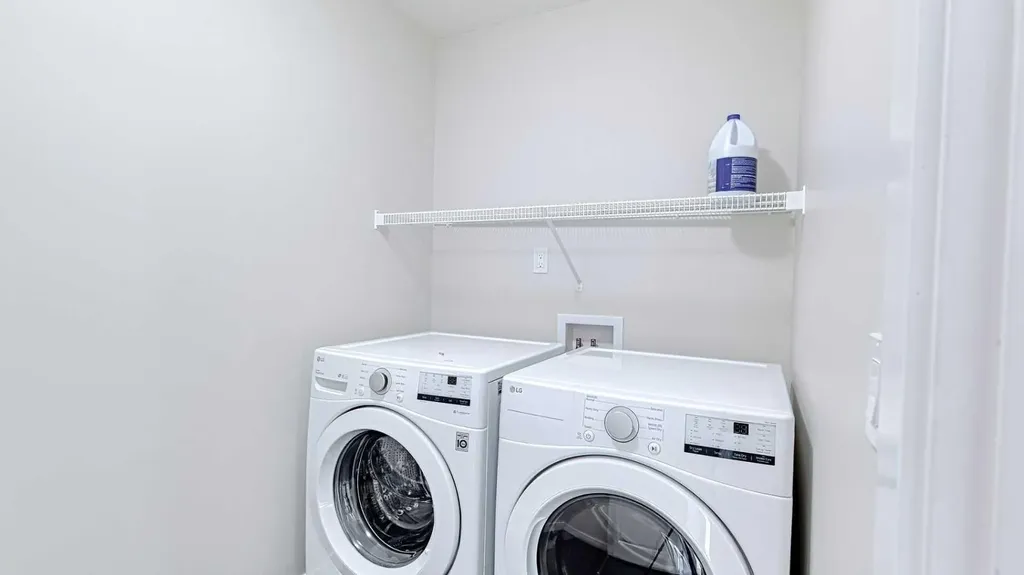 282 Alpine Avenue SW Calgary AB T2Y 0R8