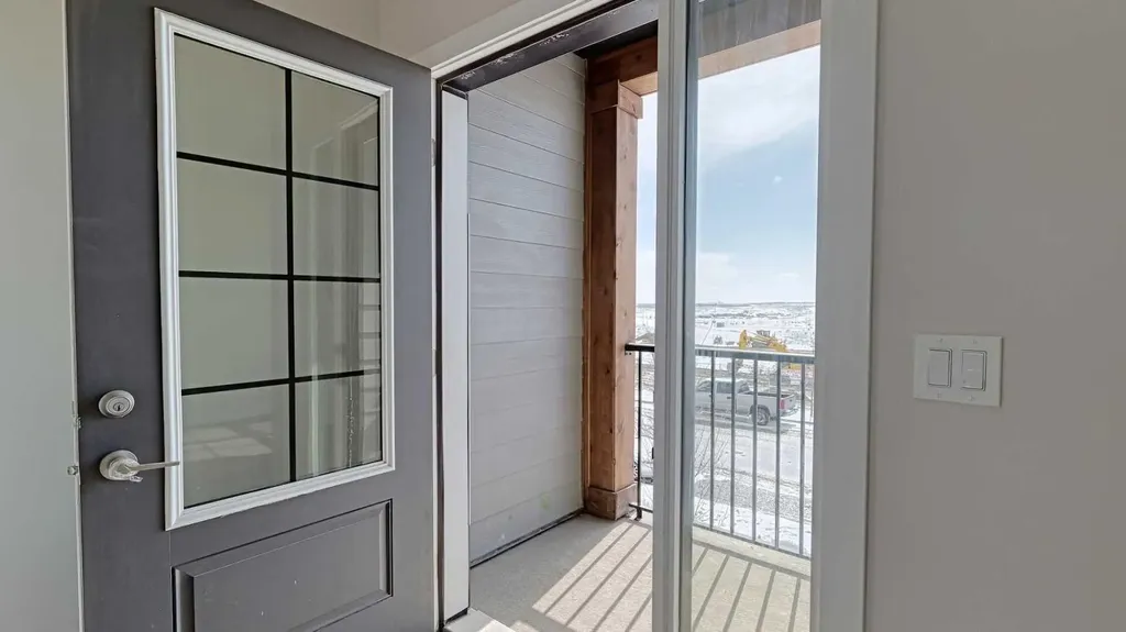 282 Alpine Avenue SW Calgary AB T2Y 0R8