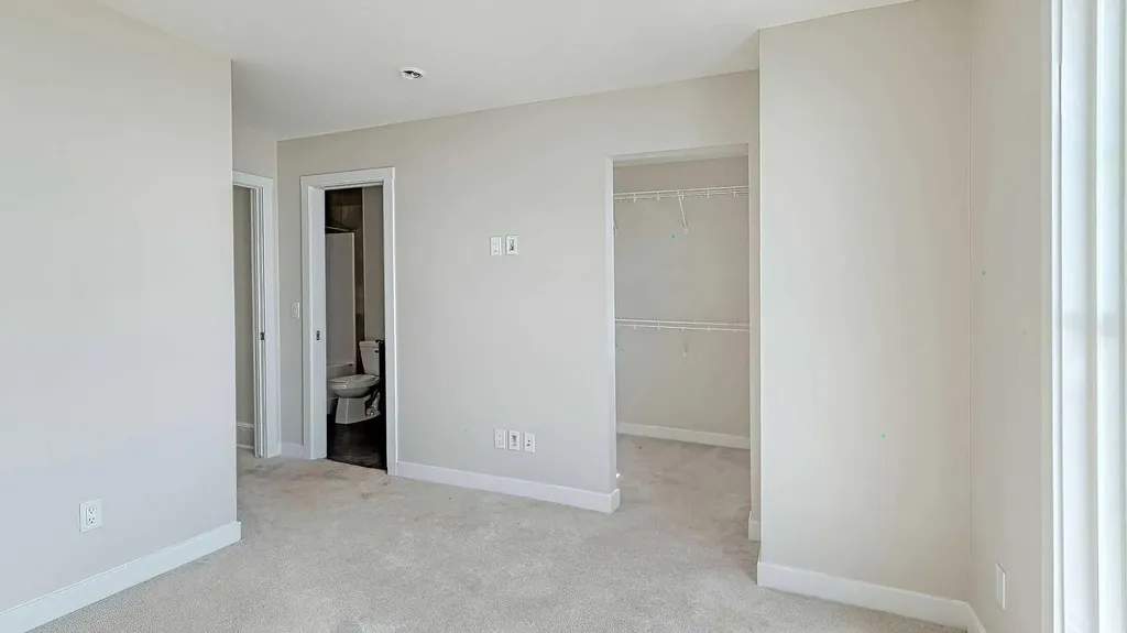 282 Alpine Avenue SW Calgary AB T2Y 0R8
