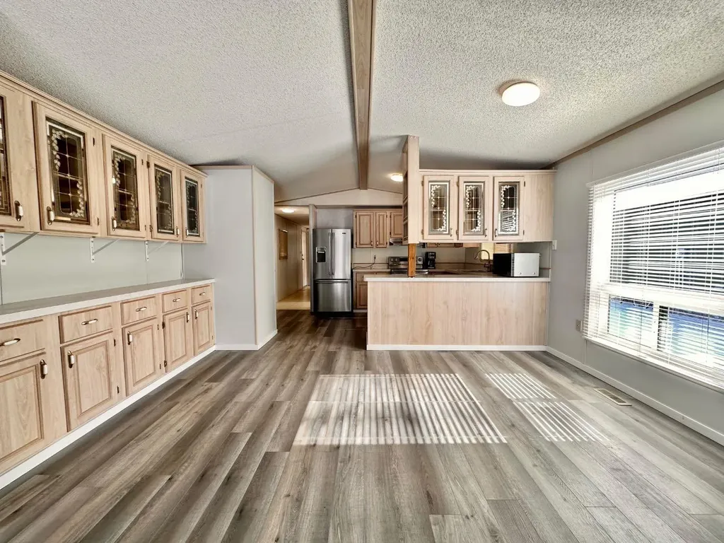 613 Iris Street Rosemary AB T0J 2W0