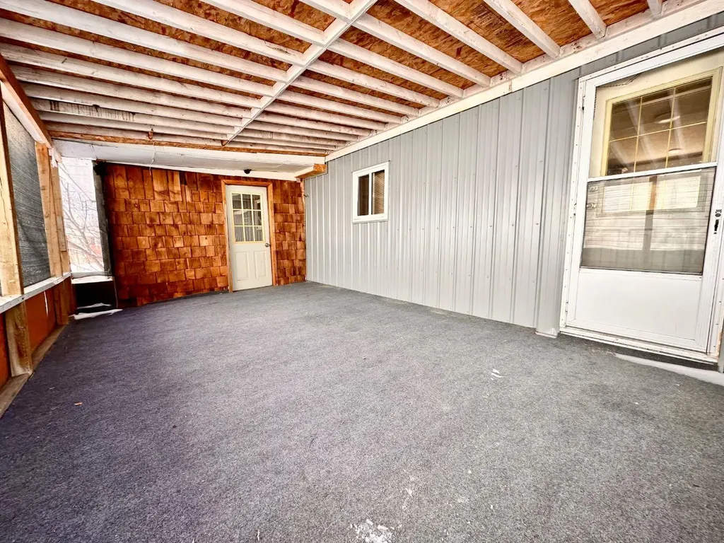 613 Iris Street Rosemary AB T0J 2W0