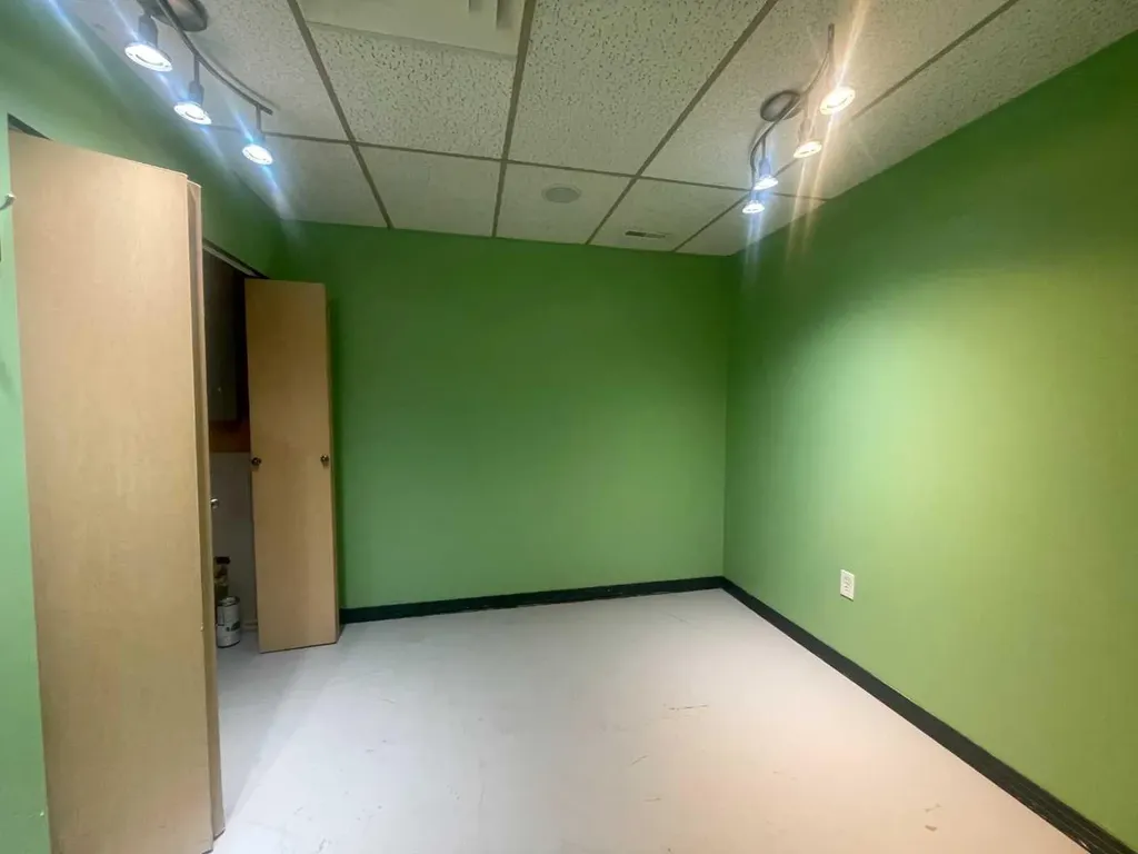 10018 101 Avenue Grande Prairie AB T8V0Y1