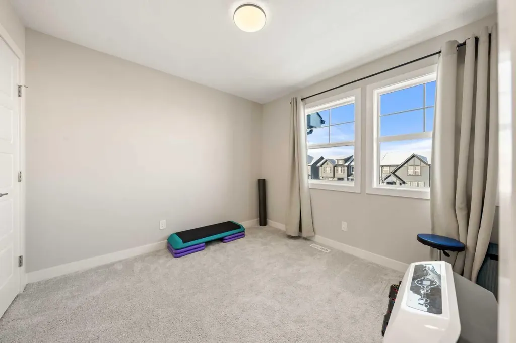 281 Waterford Boulevard Chestermere AB T1X2P8