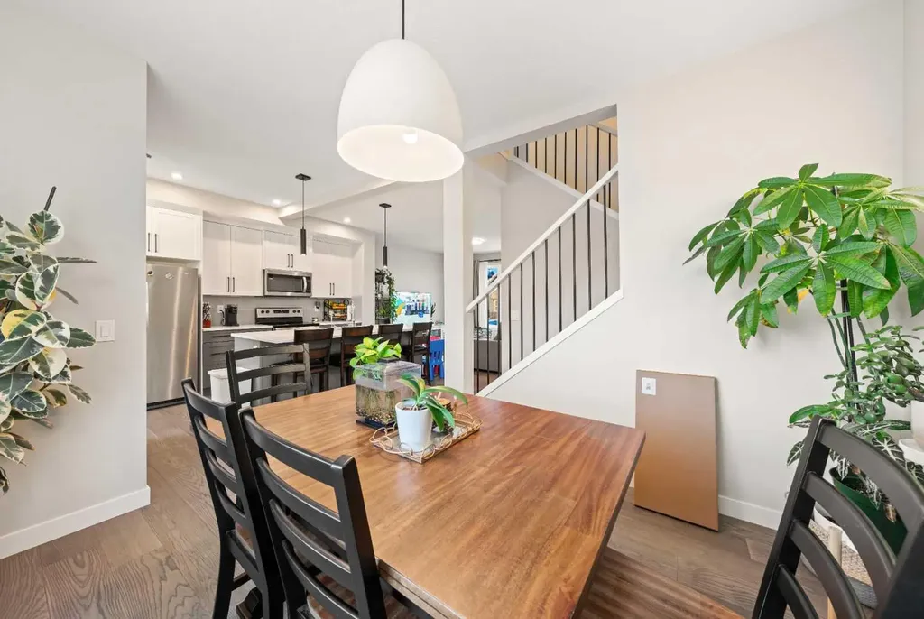 281 Waterford Boulevard Chestermere AB T1X2P8