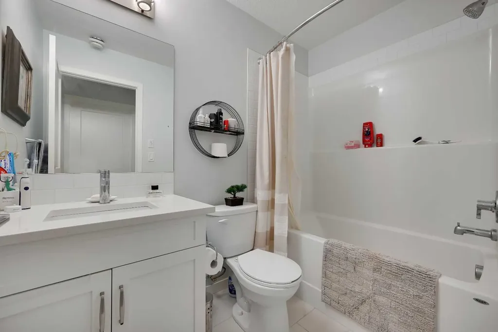 221 Ellen Way Crossfield AB T0M0S0