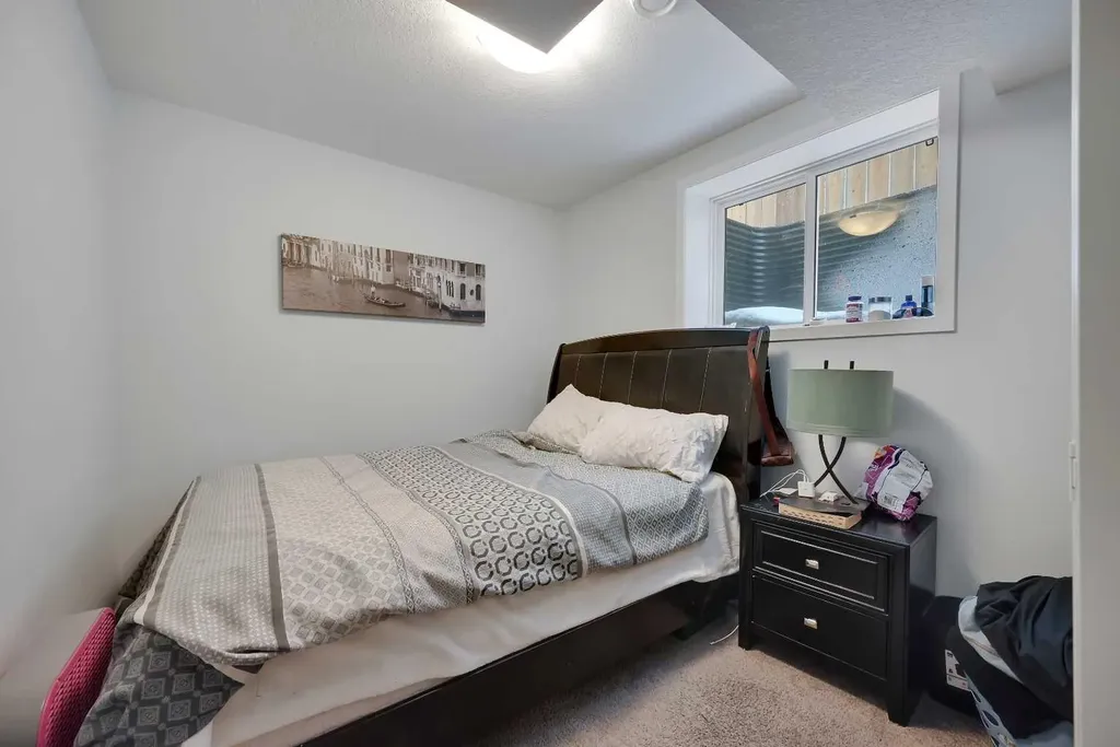 221 Ellen Way Crossfield AB T0M0S0