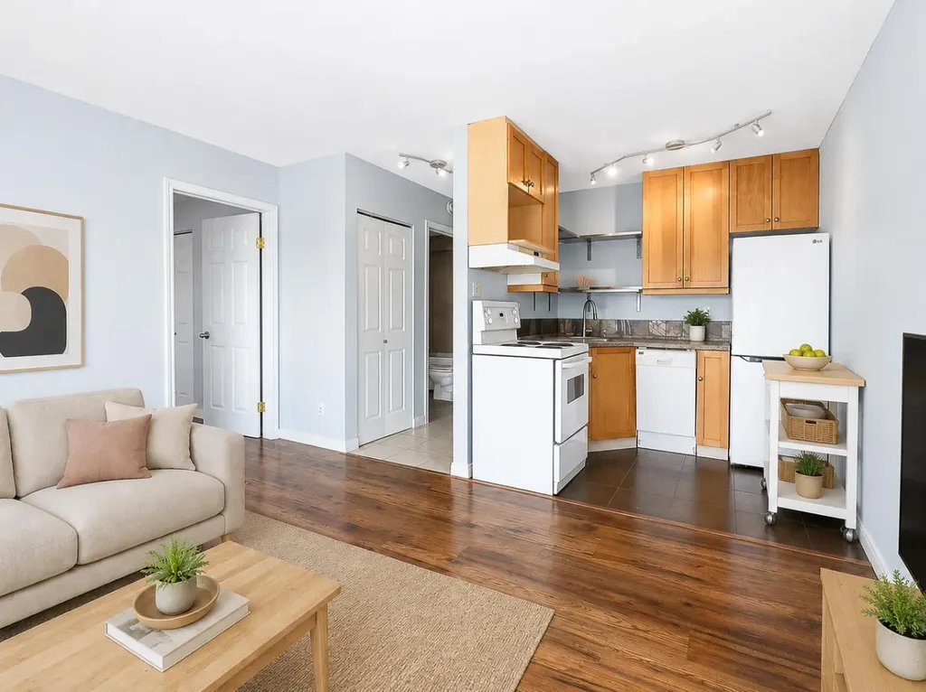 4328 75 Street NW Calgary AB T3B 2M8