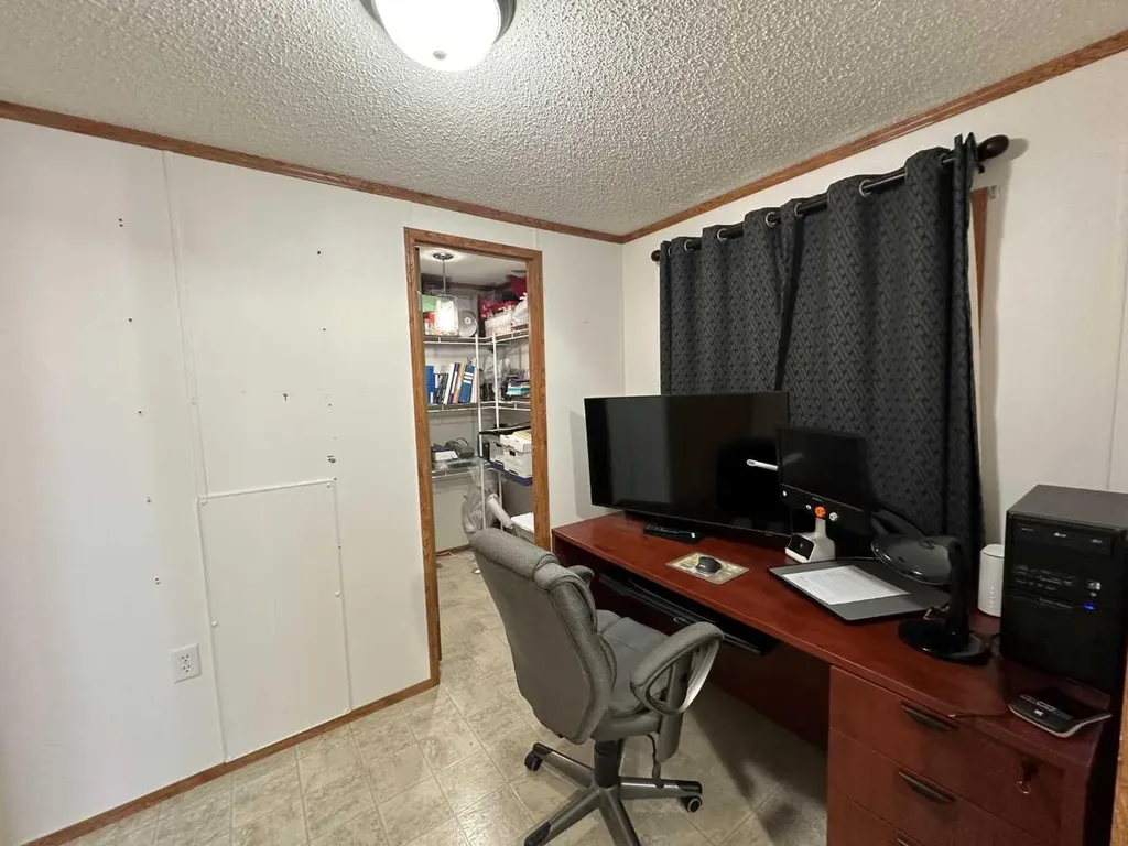 452 1st Street SW Falher AB T0H 1M0