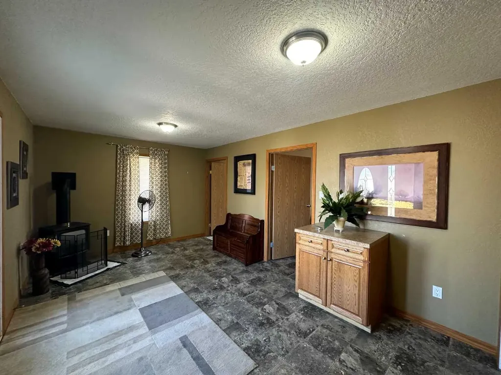 452 1st Street SW Falher AB T0H 1M0
