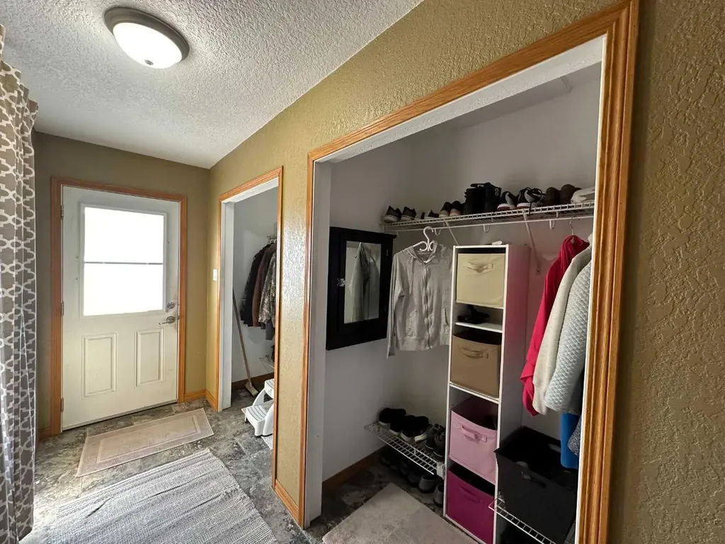 452 1st Street SW Falher AB T0H 1M0