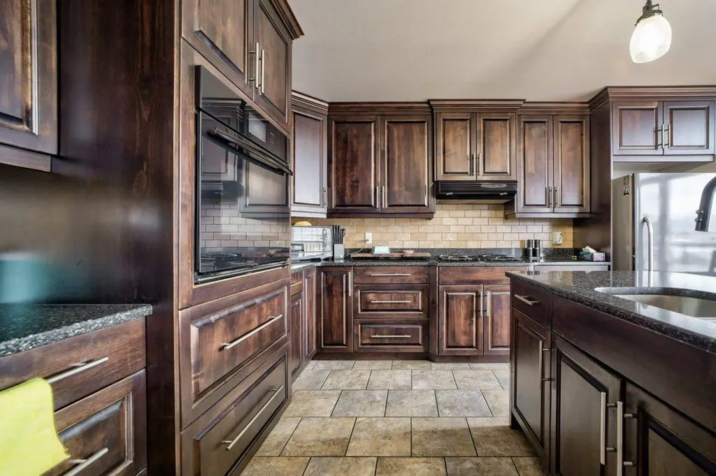 2222 Twp Road 7-5 Lundbreck AB T0K 0H0