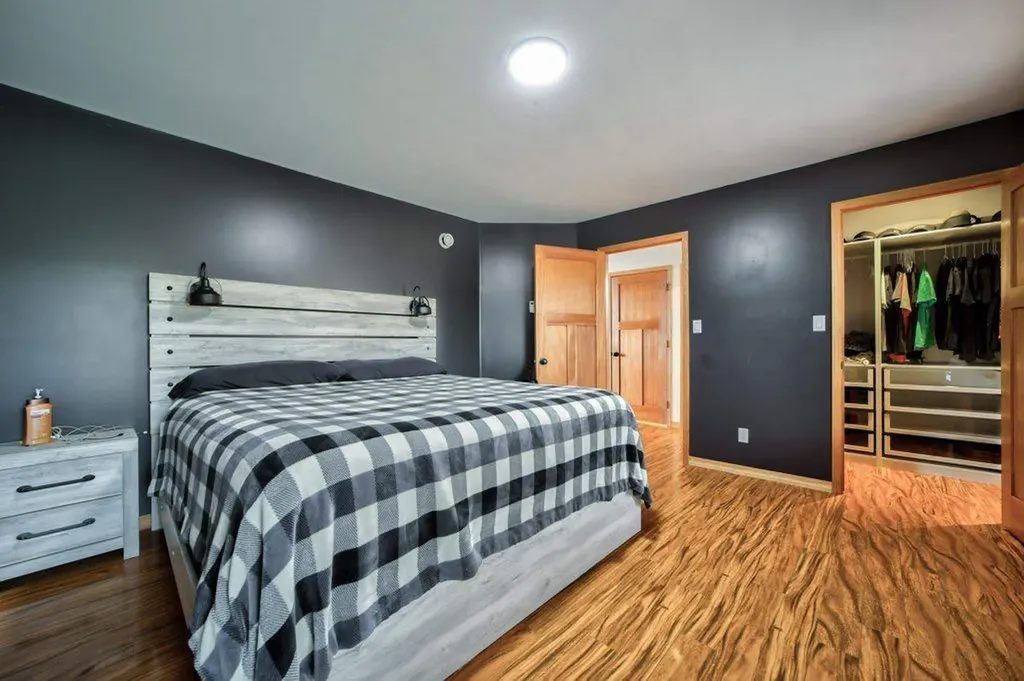 2222 Twp Road 7-5 Lundbreck AB T0K 0H0