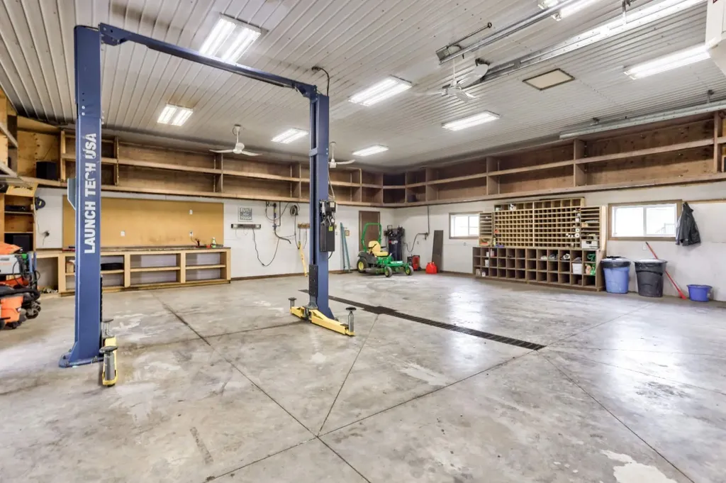 2222 Twp Road 7-5 Lundbreck AB T0K 0H0