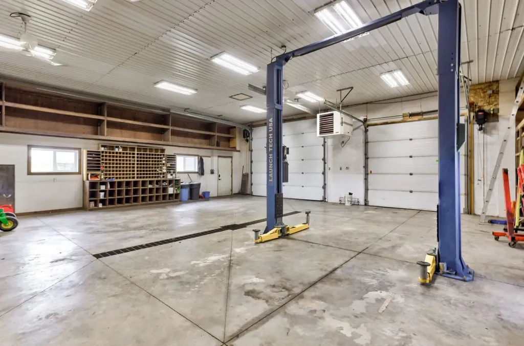 2222 Twp Road 7-5 Lundbreck AB T0K 0H0