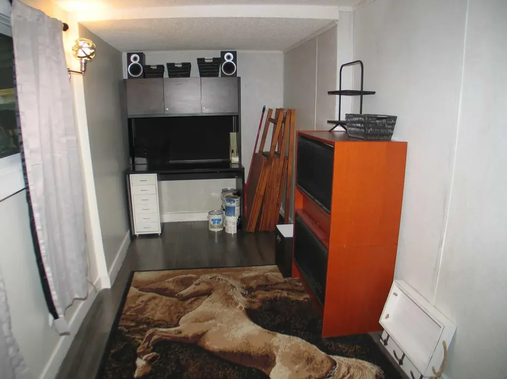 3223 83 Street NW Calgary AB t3b 5n1