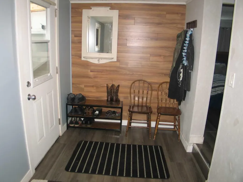 3223 83 Street NW Calgary AB t3b 5n1