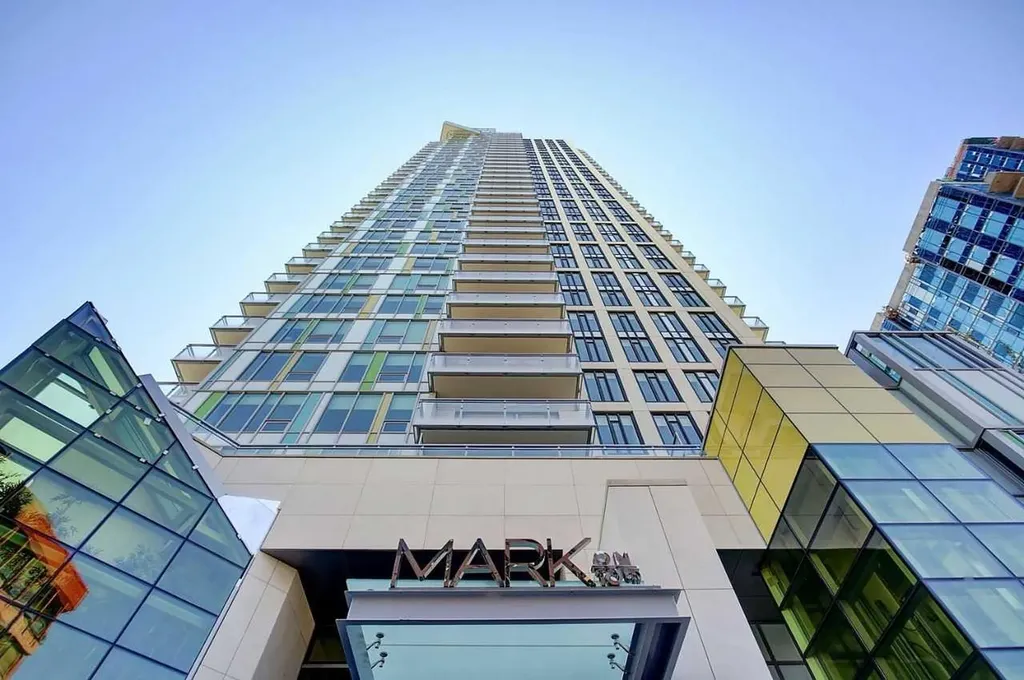 901 10 Avenue SW Calgary AB T2R0B5