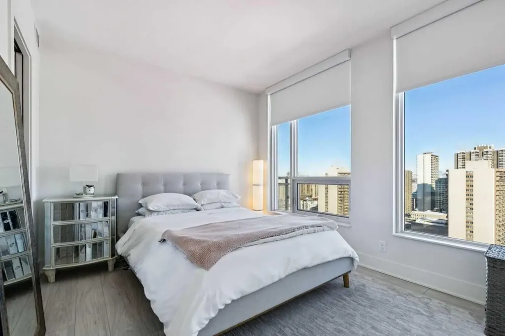 901 10 Avenue SW Calgary AB T2R0B5