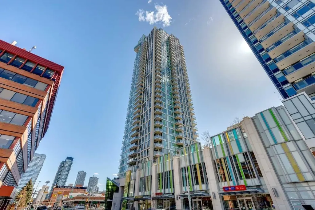 901 10 Avenue SW Calgary AB T2R0B5