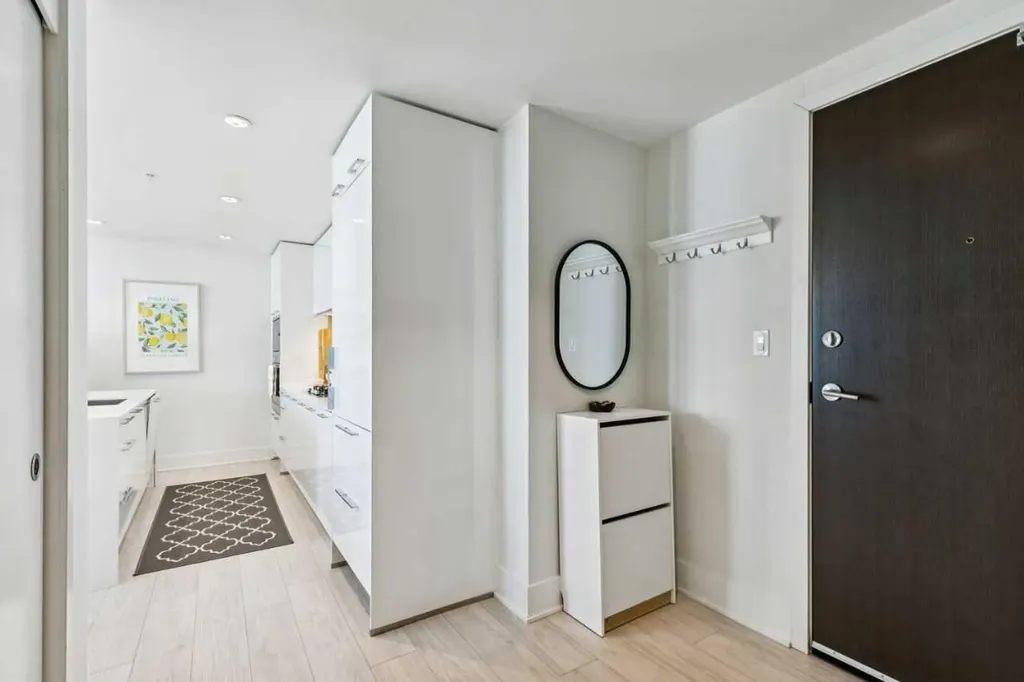 901 10 Avenue SW Calgary AB T2R0B5