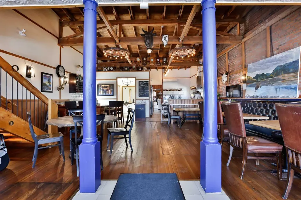 320 Railway Avenue Granum AB T0L 1A0
