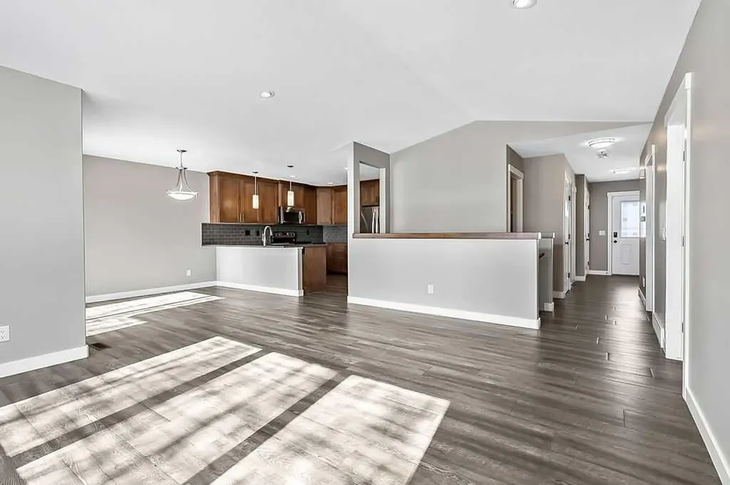 192 Ridgestone Lane Diamond Valley AB T0L 0H0