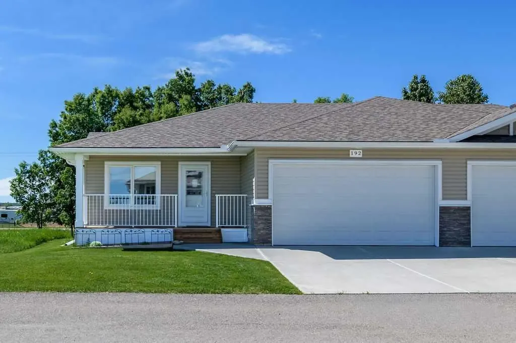 192 Ridgestone Lane Diamond Valley AB T0L 0H0