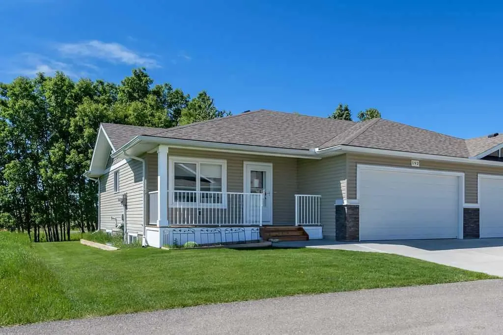 192 Ridgestone Lane Diamond Valley AB T0L 0H0
