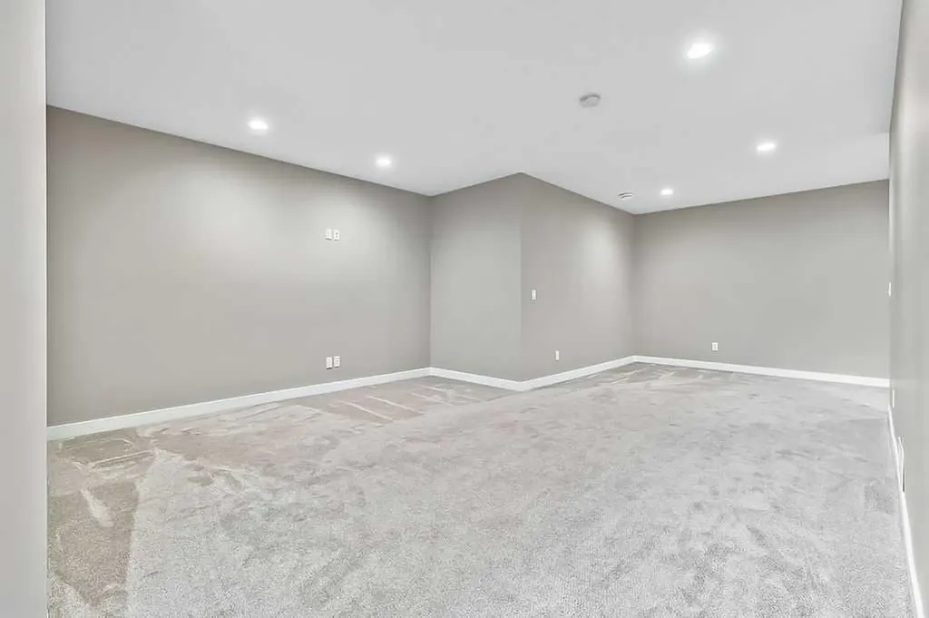 192 Ridgestone Lane Diamond Valley AB T0L 0H0