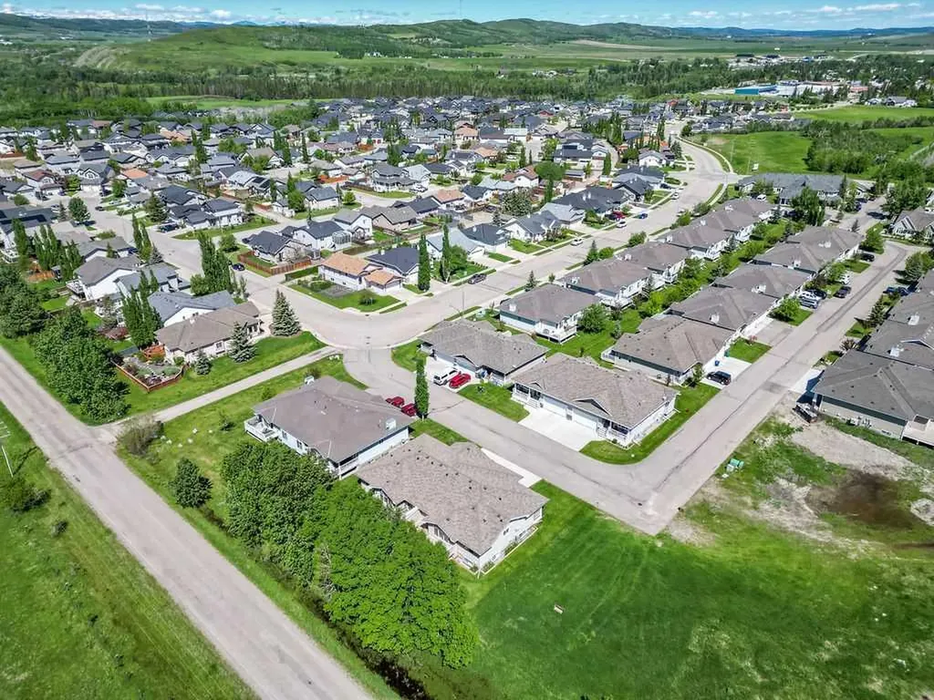 192 Ridgestone Lane Diamond Valley AB T0L 0H0
