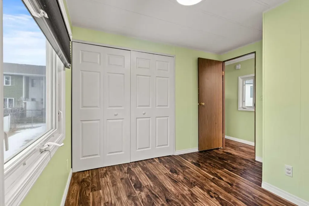 227 2 Avenue SE Diamond Valley AB T0L 0H0