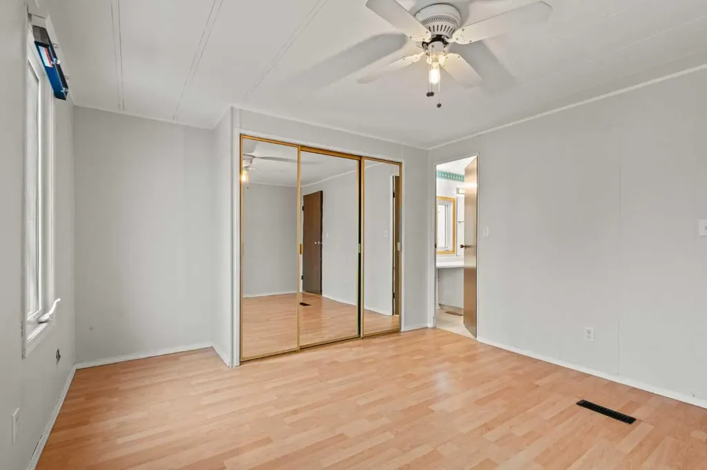 227 2 Avenue SE Diamond Valley AB T0L 0H0