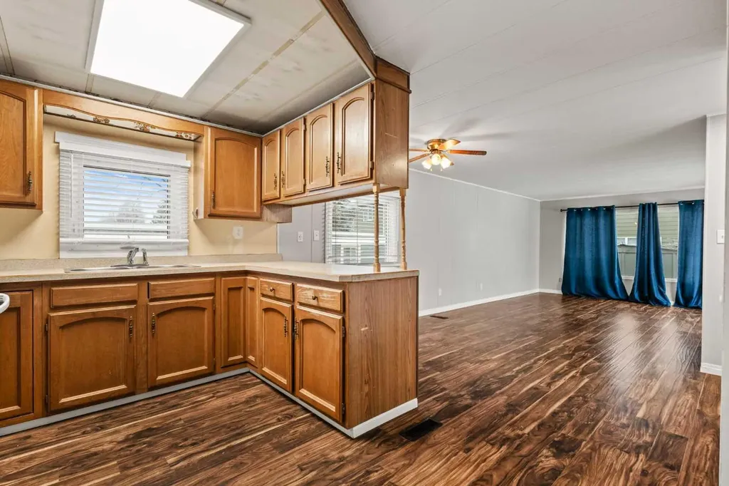 227 2 Avenue SE Diamond Valley AB T0L 0H0