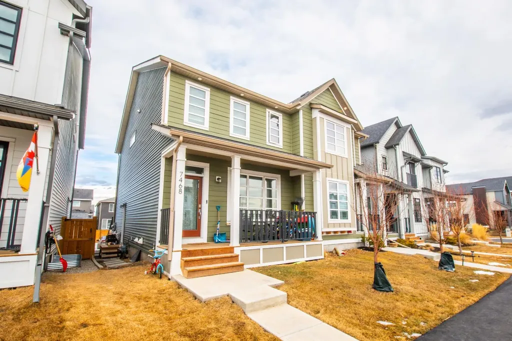 7468 202 Avenue SE Calgary AB T3S 0E7