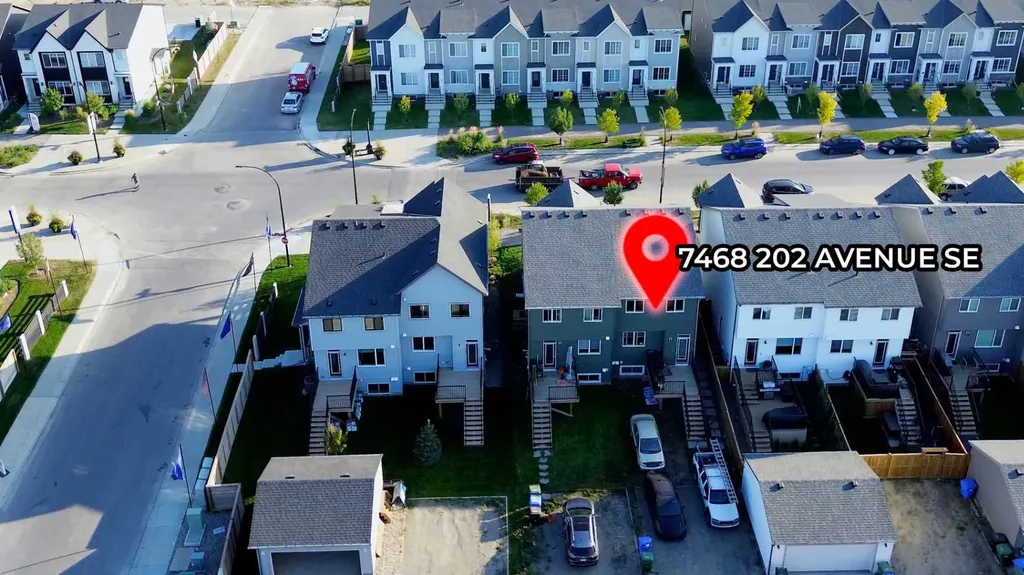 7468 202 Avenue SE Calgary AB T3S 0E7