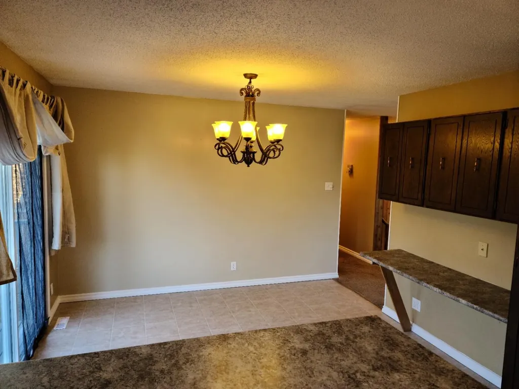 7413 96 Street Peace River AB T8S 1E4