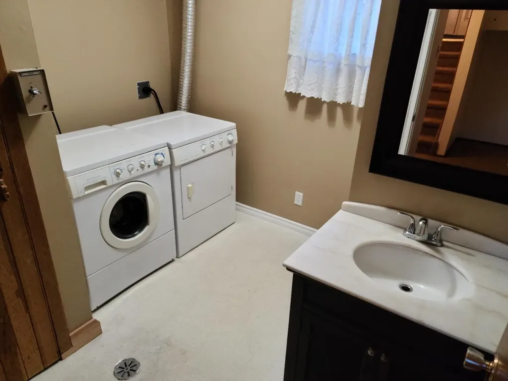 7413 96 Street Peace River AB T8S 1E4