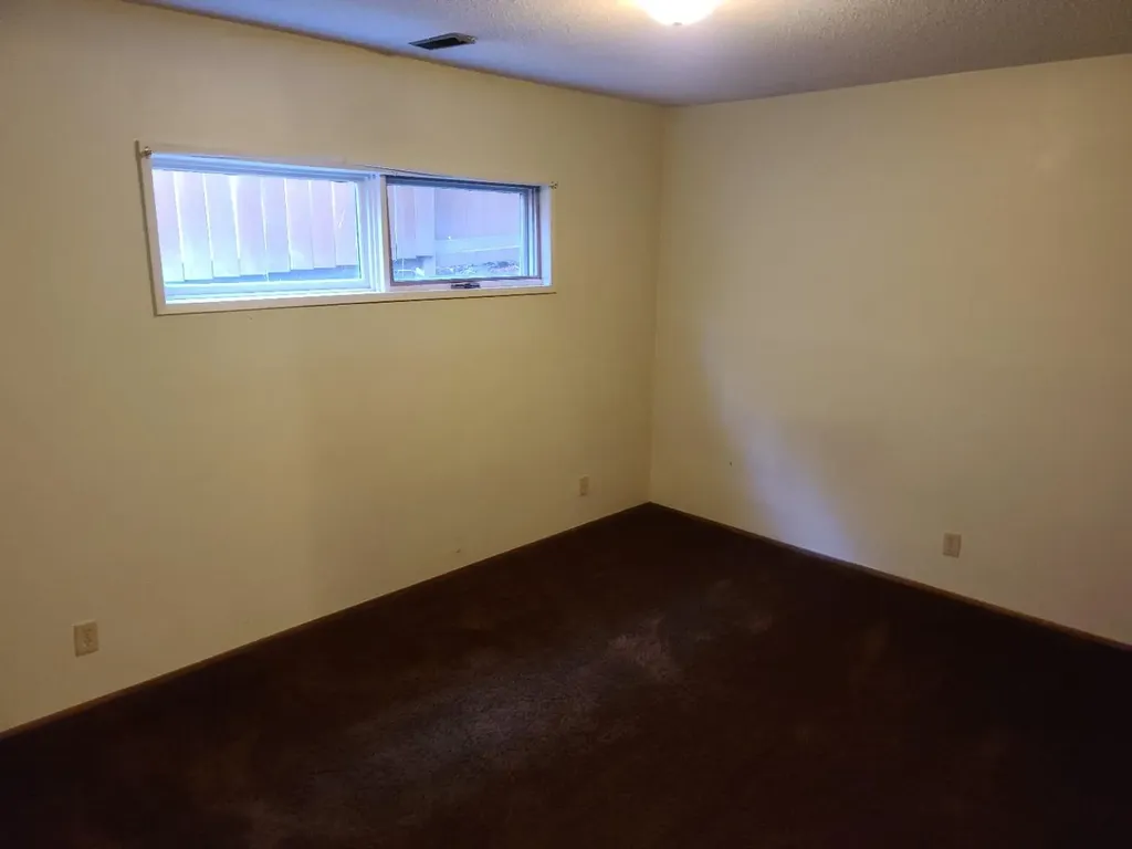 7413 96 Street Peace River AB T8S 1E4