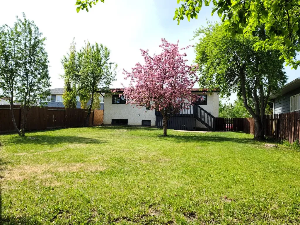 7413 96 Street Peace River AB T8S 1E4