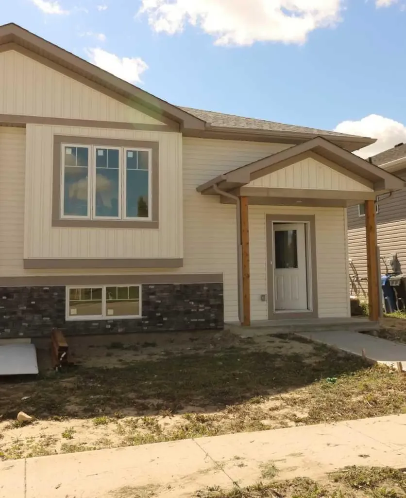 443 Henricks Drive Irricana AB T0M 1B0
