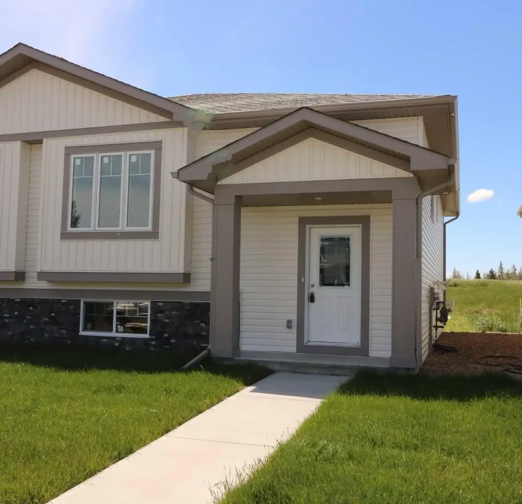 443 Henricks Drive Irricana AB T0M 1B0