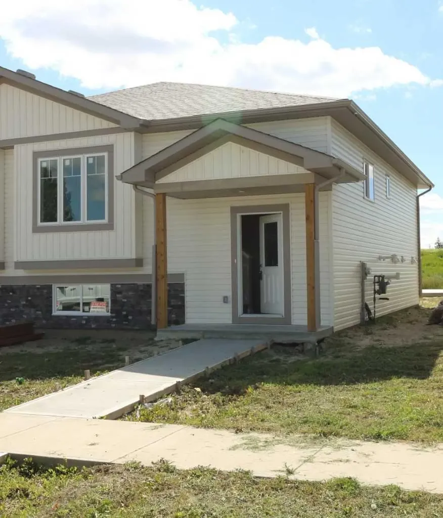 443 Henricks Drive Irricana AB T0M 1B0