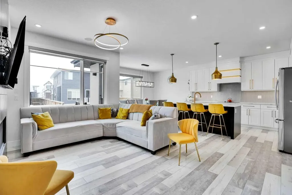 103 Sandpiper Park Chestermere AB T1X 1Y8