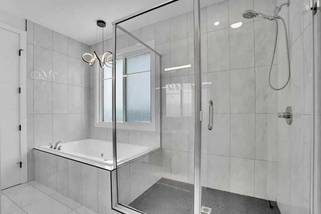 103 Sandpiper Park Chestermere AB T1X 1Y8