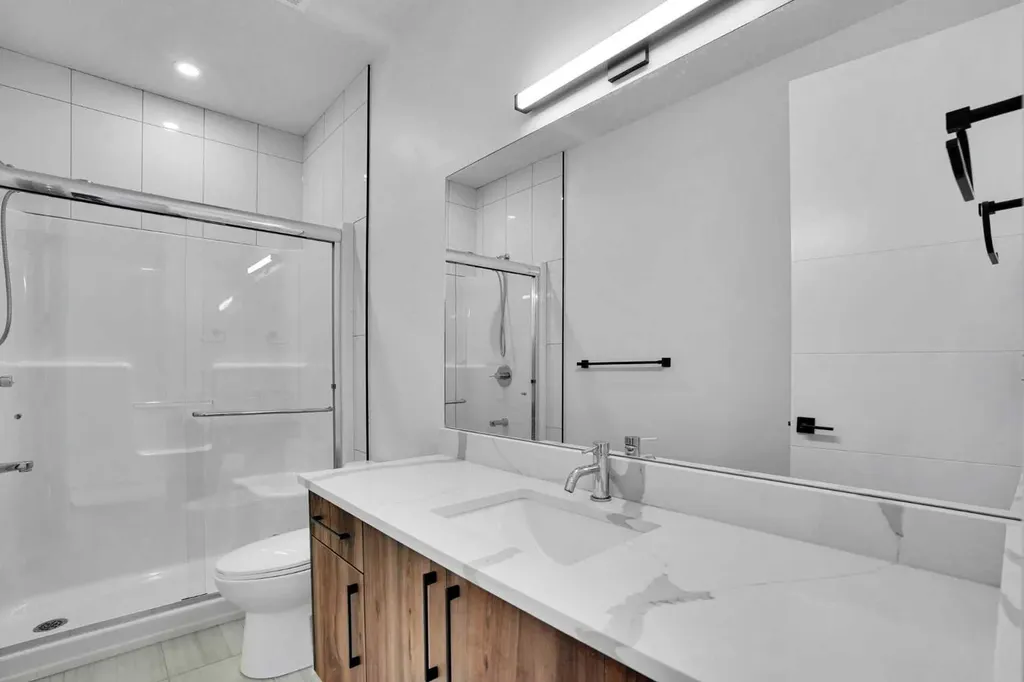 103 Sandpiper Park Chestermere AB T1X 1Y8
