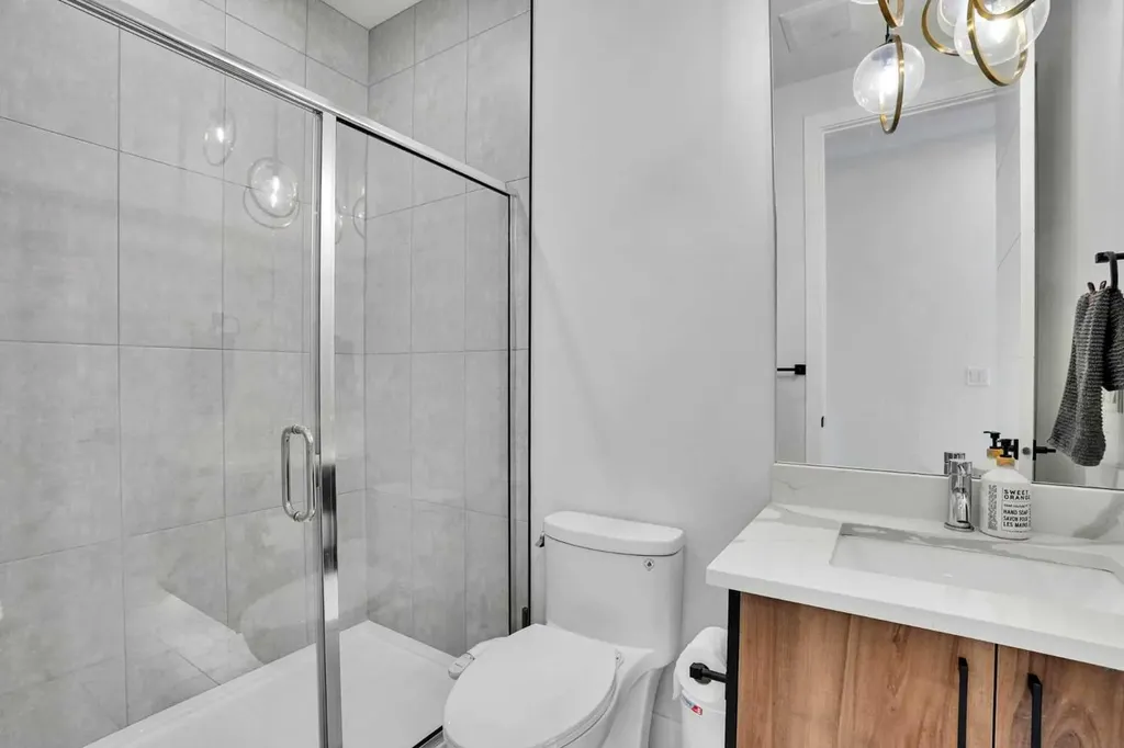 103 Sandpiper Park Chestermere AB T1X 1Y8